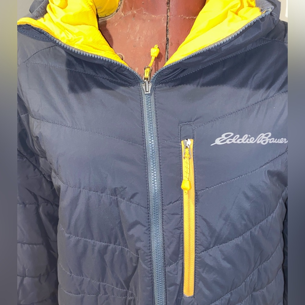 EDDIE BAUER FIRST ASCENT, Worn once, REVERSIBLE, puffer, CLIMBING jacket. - Picture 3 of 13